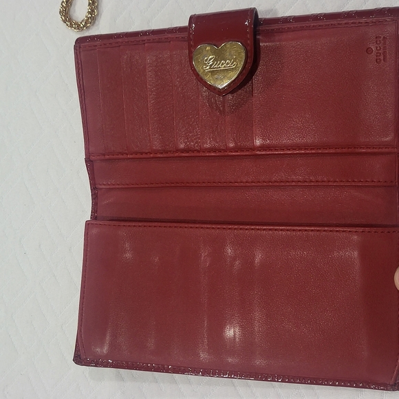 GUCCI GUCCISSMA Wine Patent Leather Continental Bifold Wallet Gold Heart Lock - Picture 5 of 12